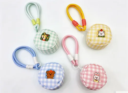 Four-Color Embroidered Plush Coin Purse